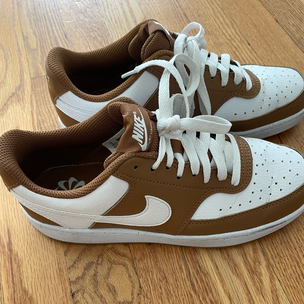 Nike Women’s White and Brown Sneakers